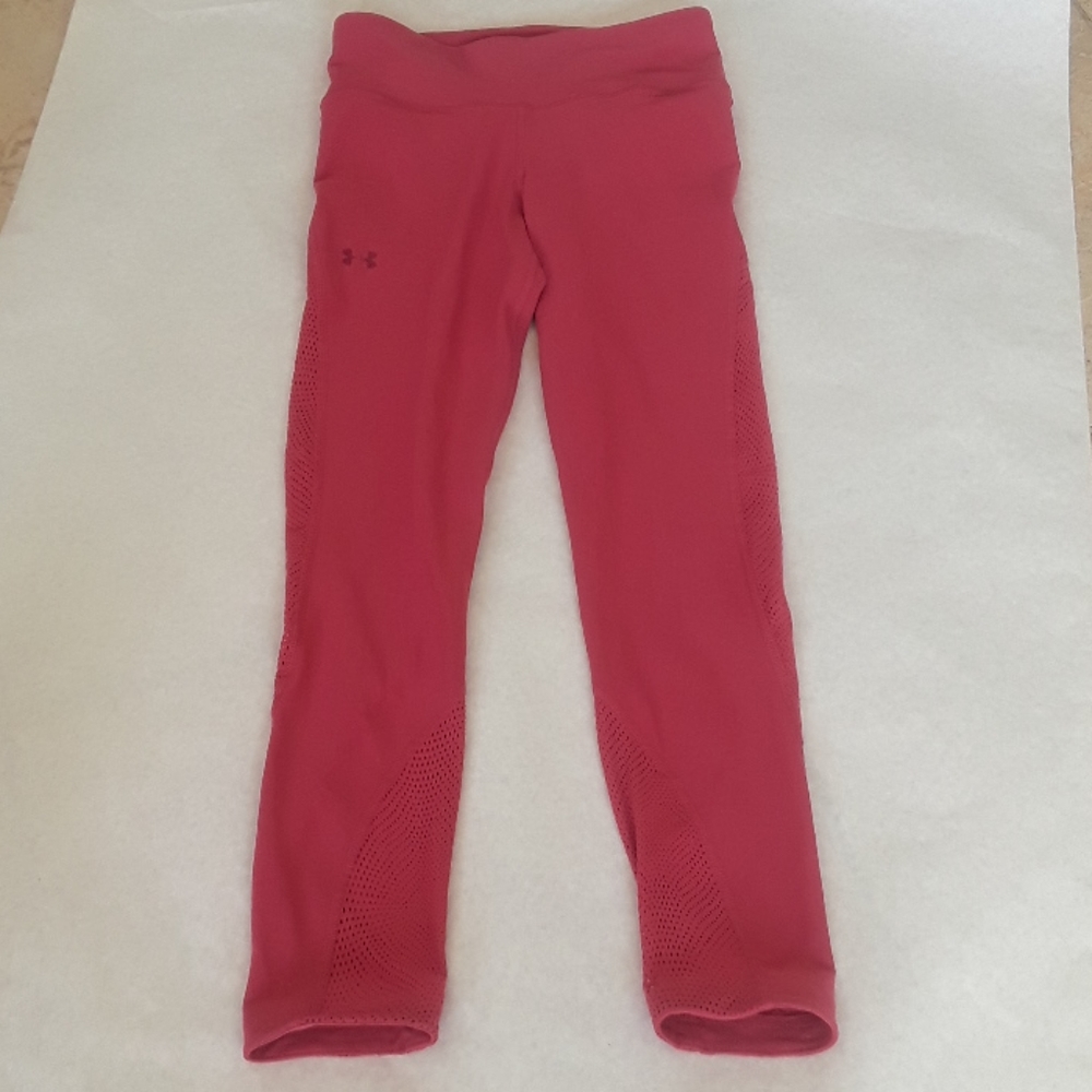 NWT Under Armor leggings in XS